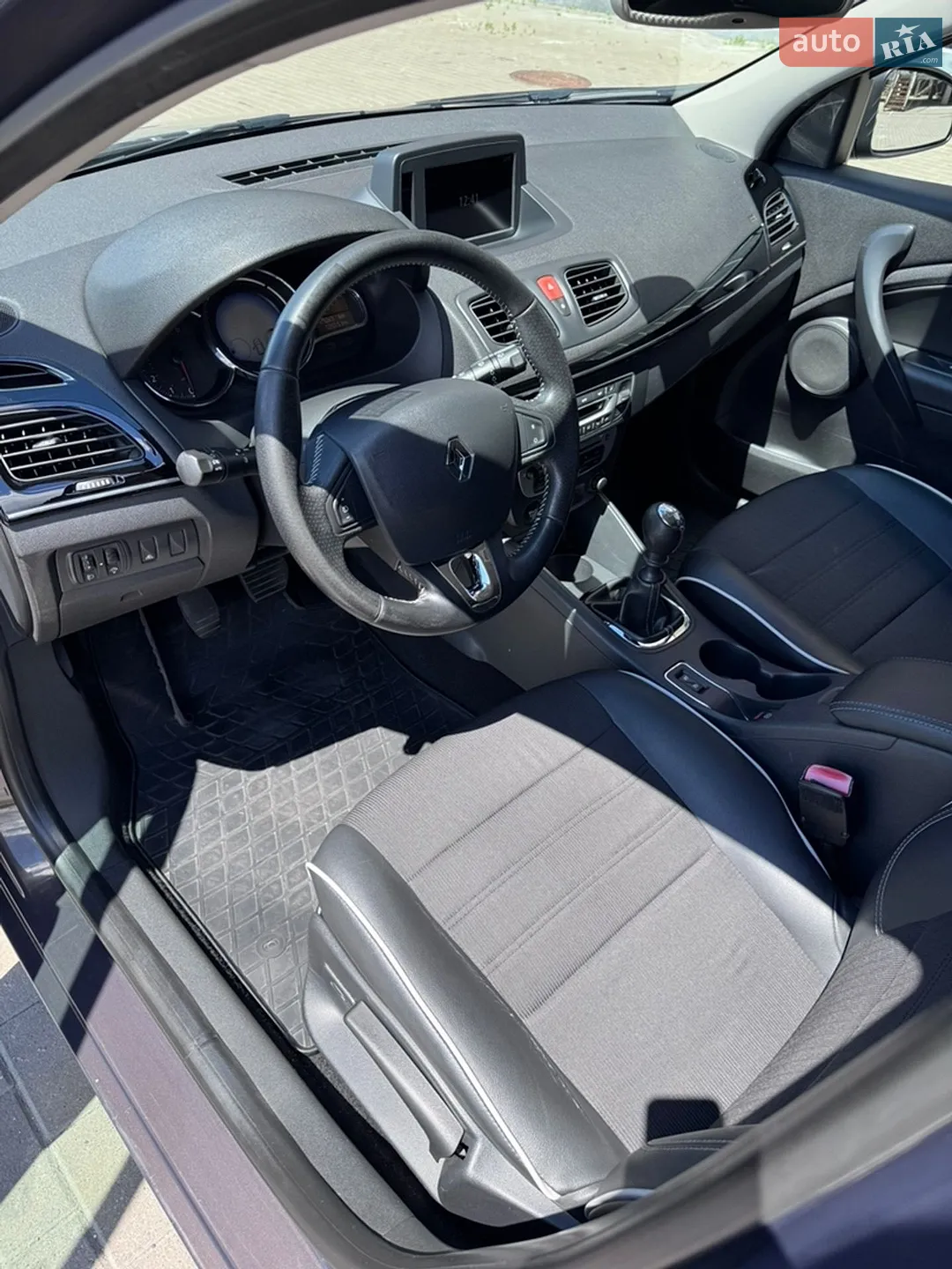 2013 Renault Megane - мініатюра 33