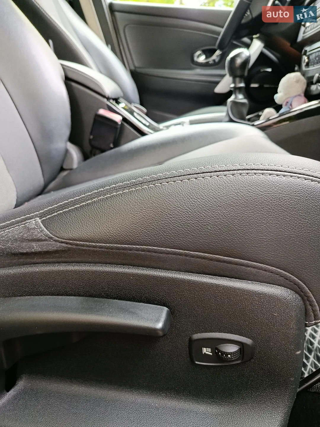 2012 Renault Megane - мініатюра 30