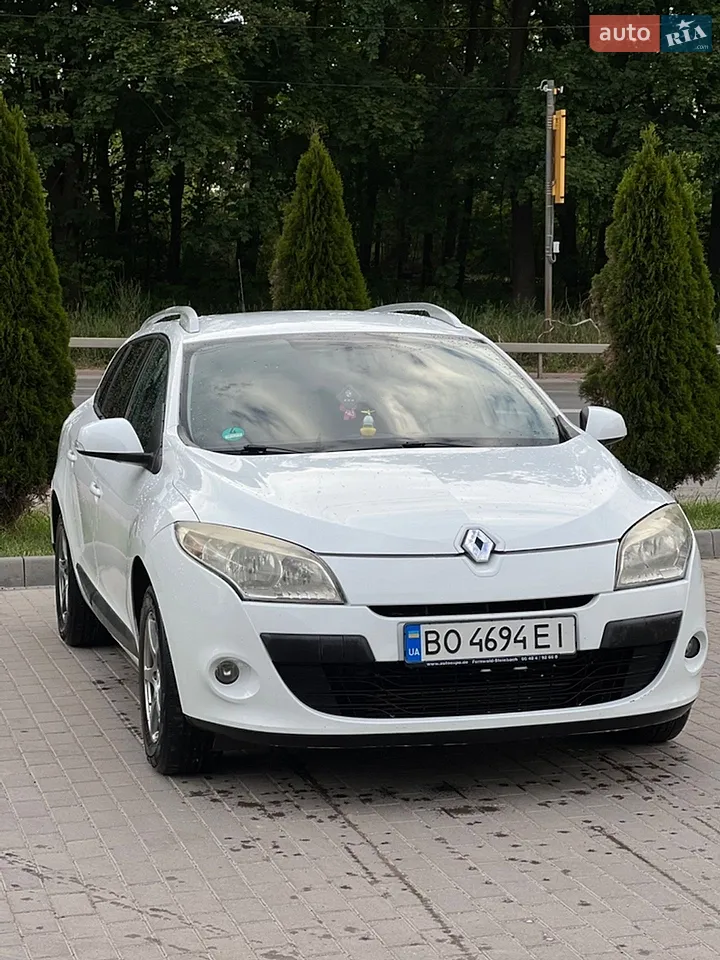 2010 Renault Megane - мініатюра 24