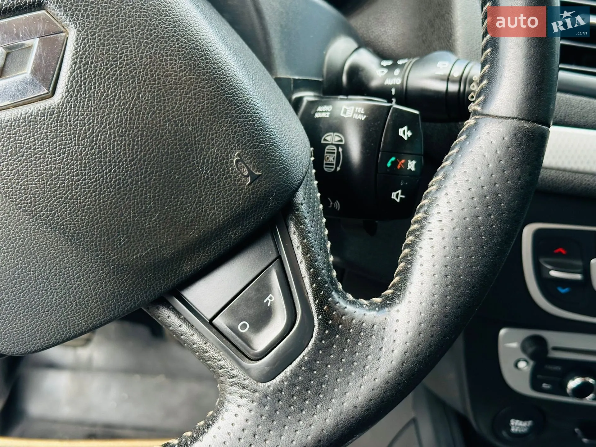 2013 Renault Megane - мініатюра 30