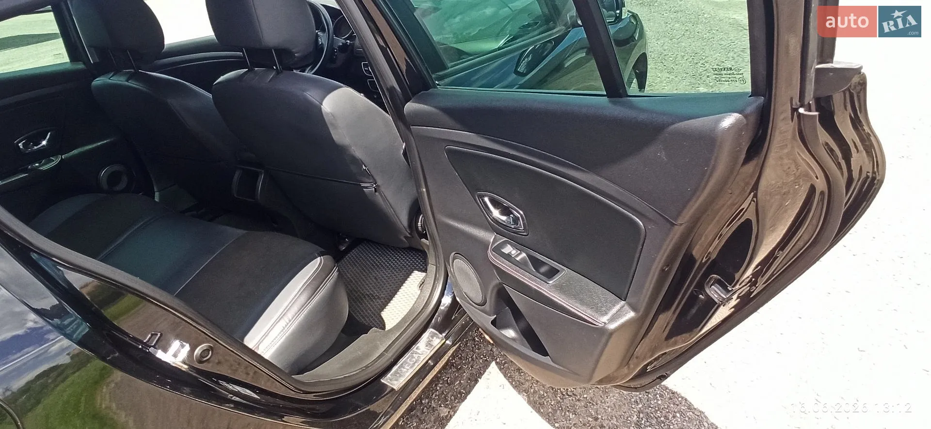 2012 Renault Megane - мініатюра 11