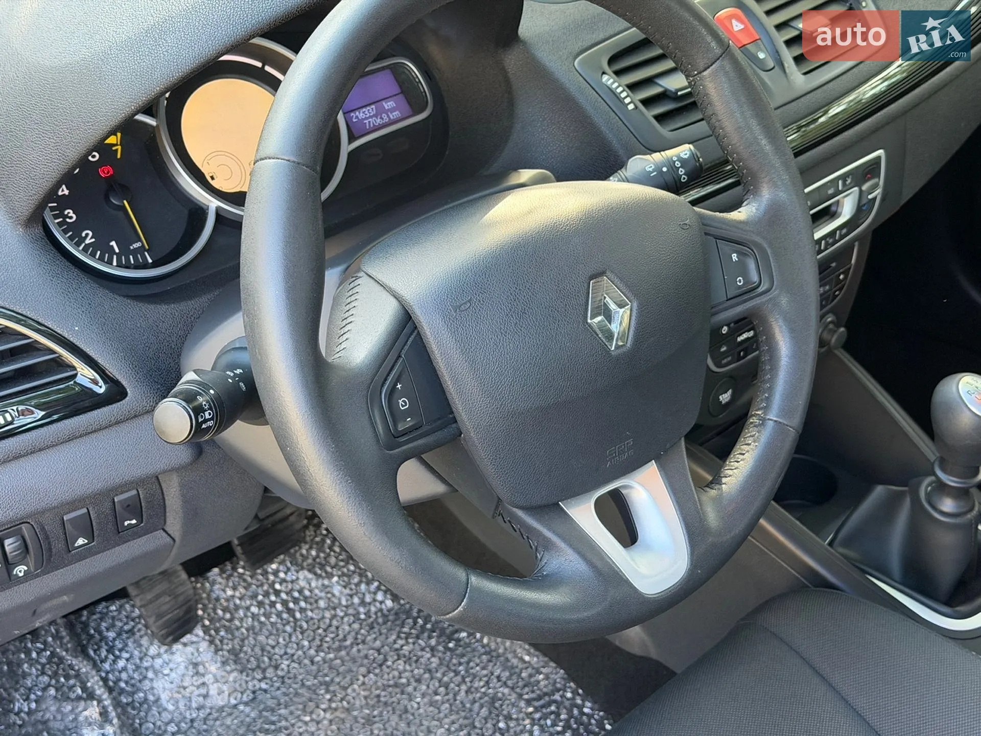 2010 Renault Megane - мініатюра 8