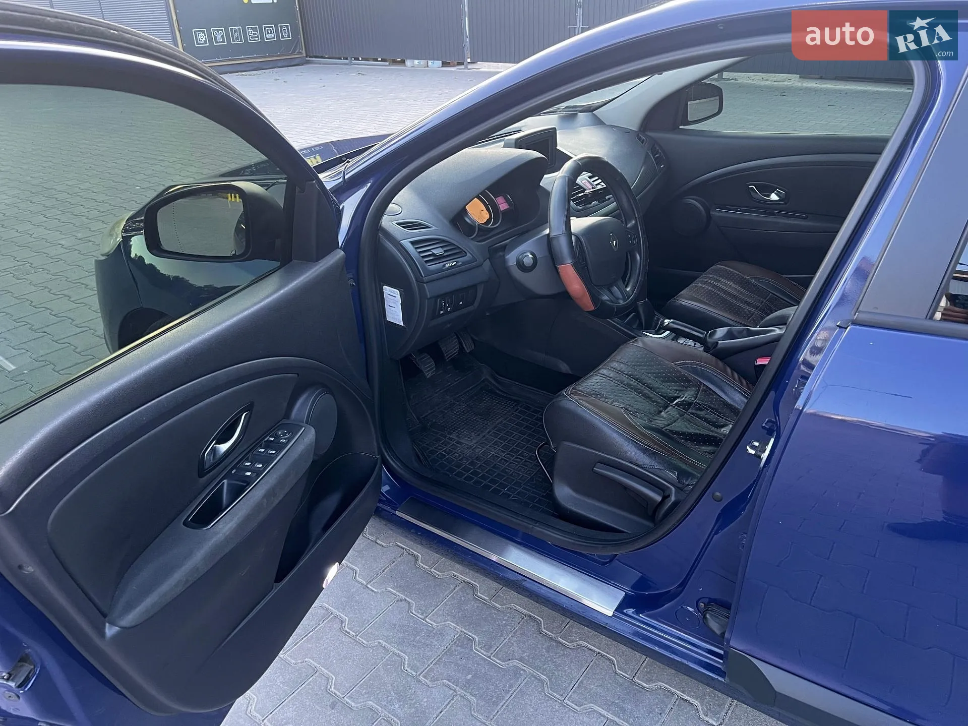 2011 Renault Megane - мініатюра 9