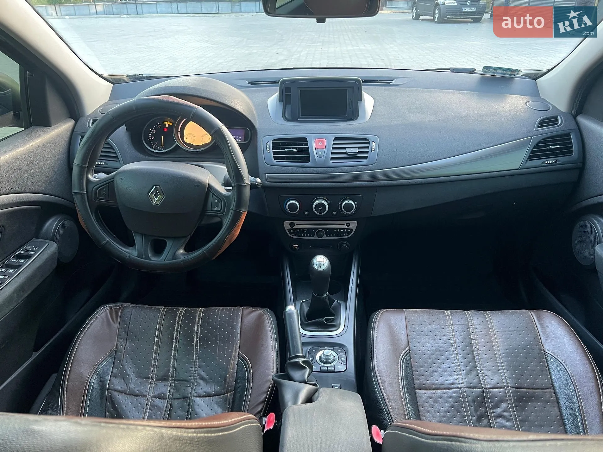 2011 Renault Megane - мініатюра 18