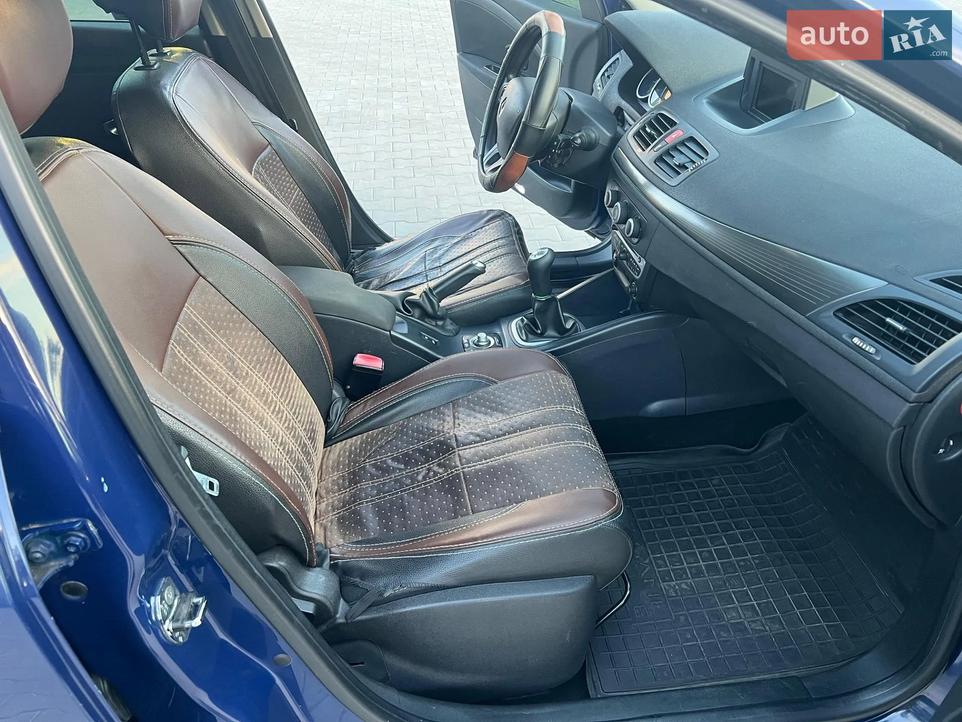 2011 Renault Megane - мініатюра 53