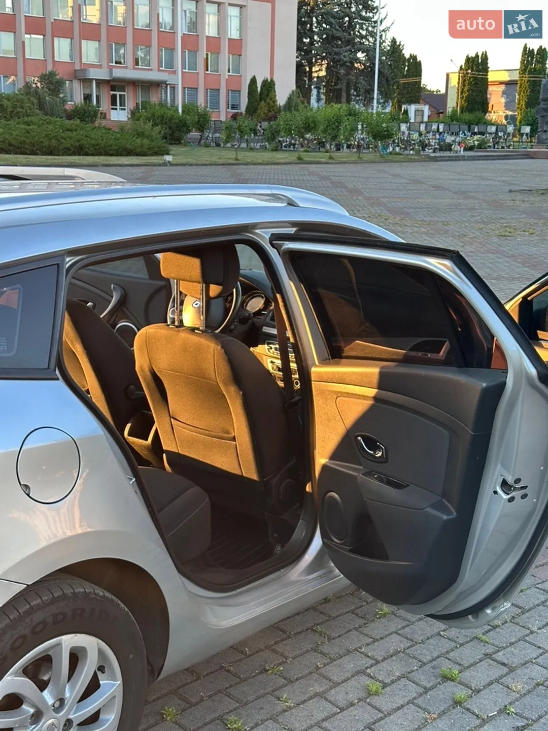 2012 Renault Megane - мініатюра 13