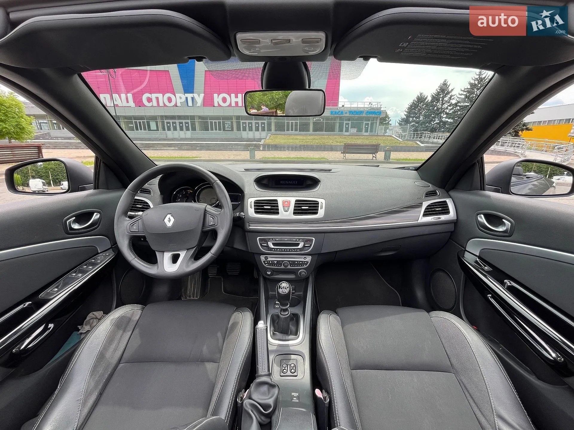 2010 Renault Megane - мініатюра 12