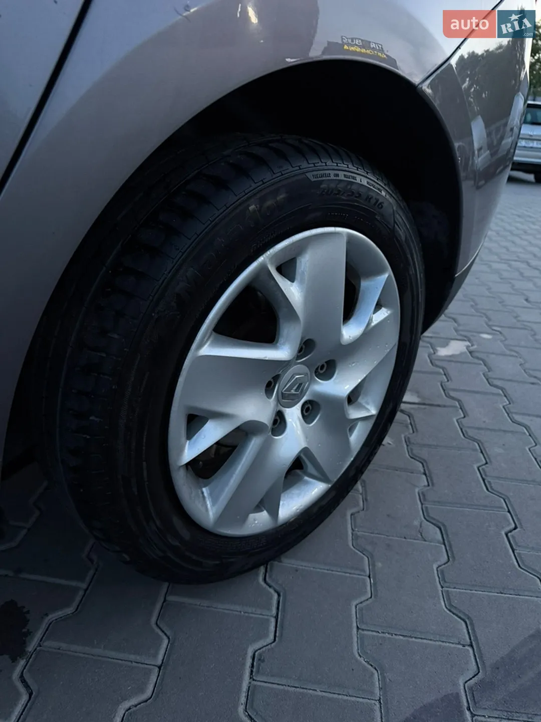 2013 Renault Megane - мініатюра 12
