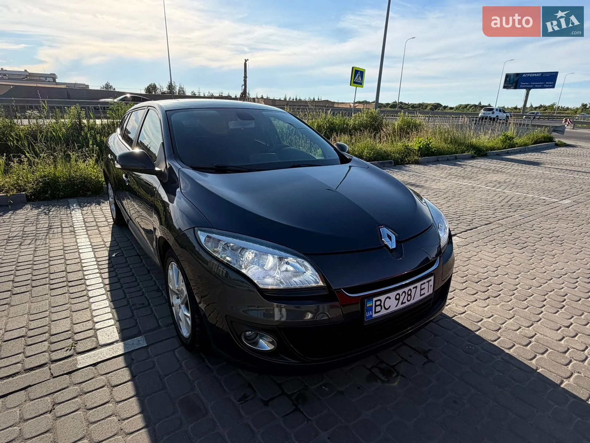 2012 Renault Megane - мініатюра 2
