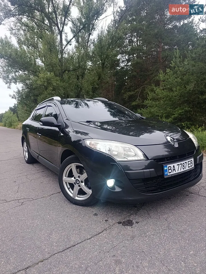 2010 Renault Megane - мініатюра 23