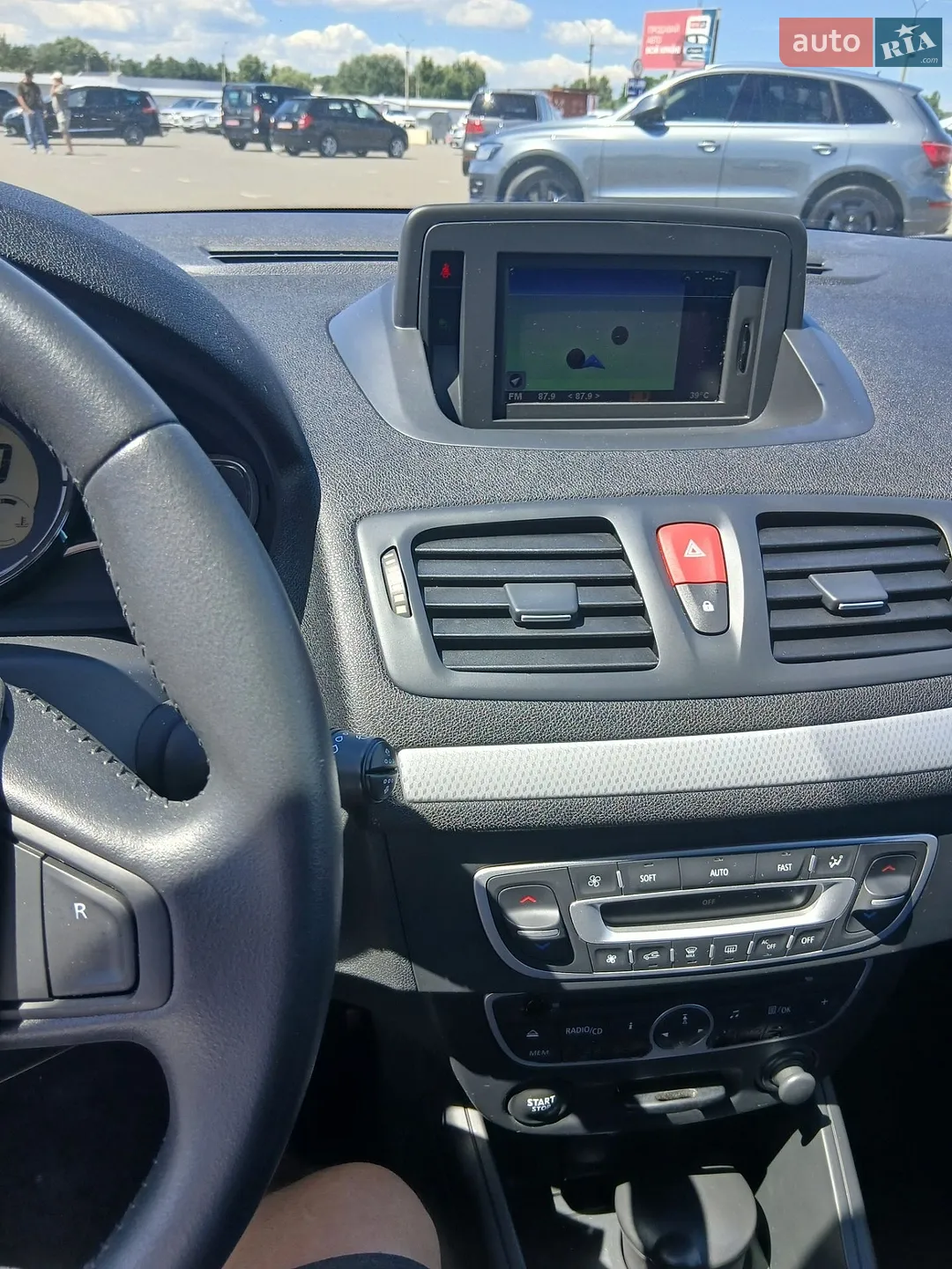 2010 Renault Megane - мініатюра 10