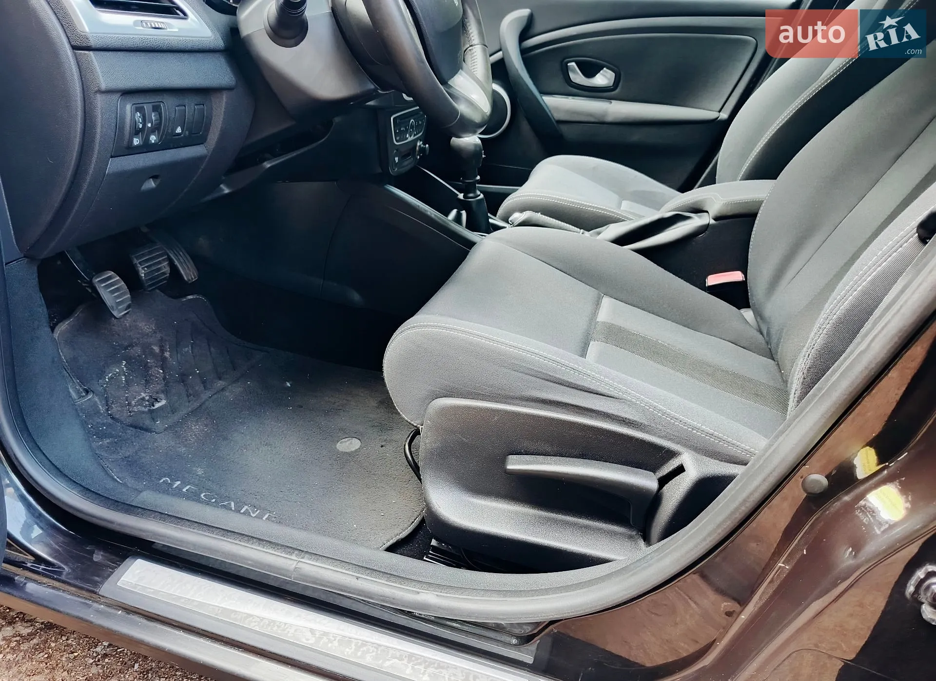 2010 Renault Megane - мініатюра 30
