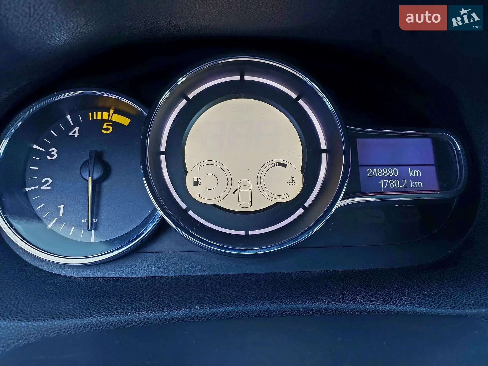2010 Renault Megane - мініатюра 15