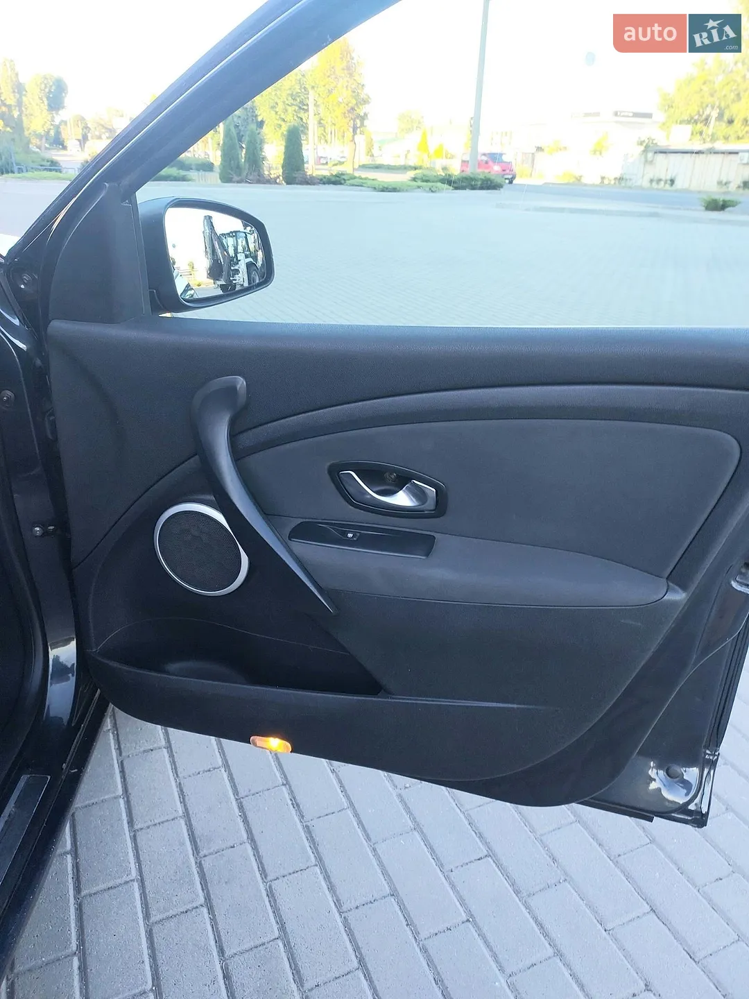 2010 Renault Megane - мініатюра 19