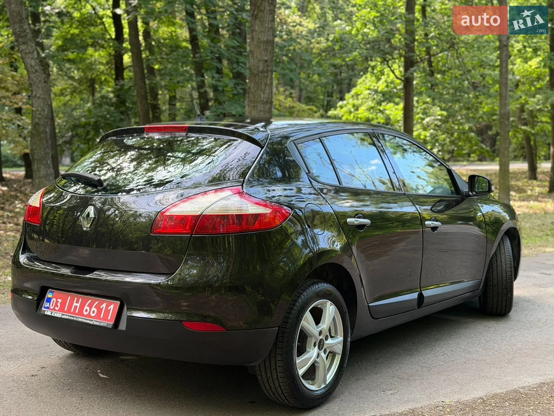 2010 Renault Megane - мініатюра 19