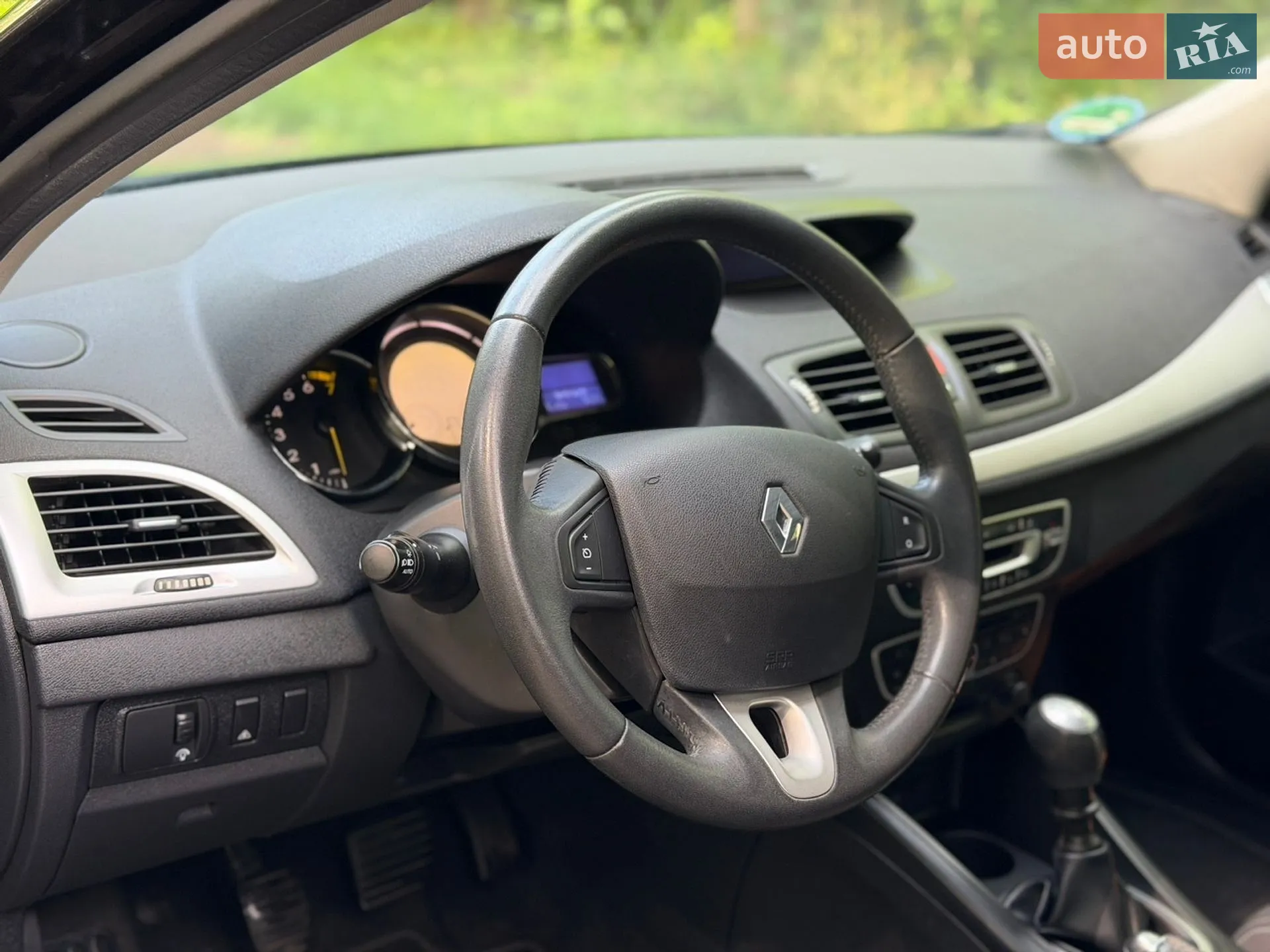 2010 Renault Megane - мініатюра 24