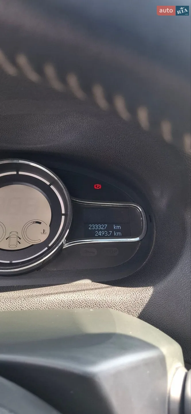 2013 Renault Megane - мініатюра 12