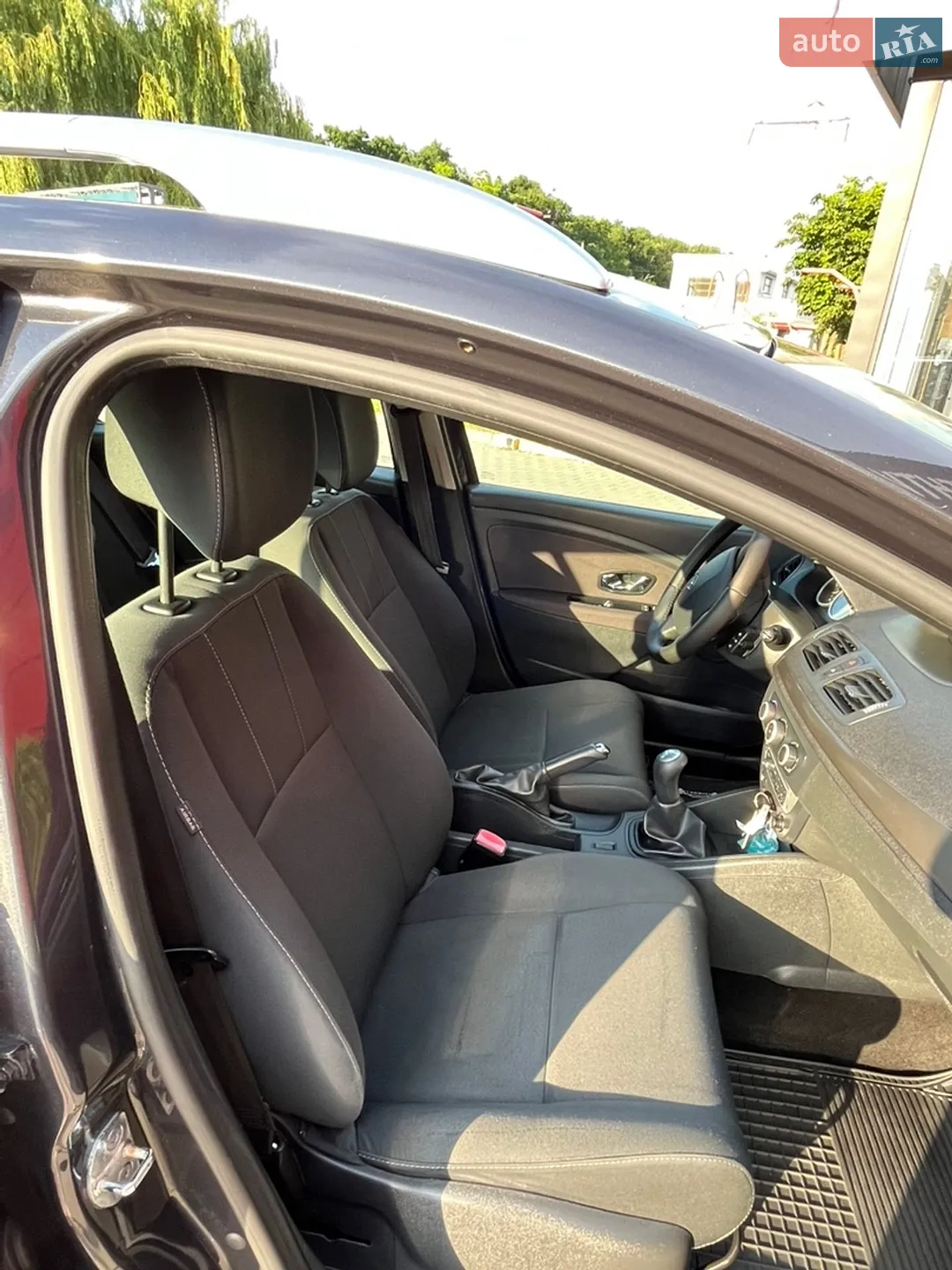 2012 Renault Megane - мініатюра 30