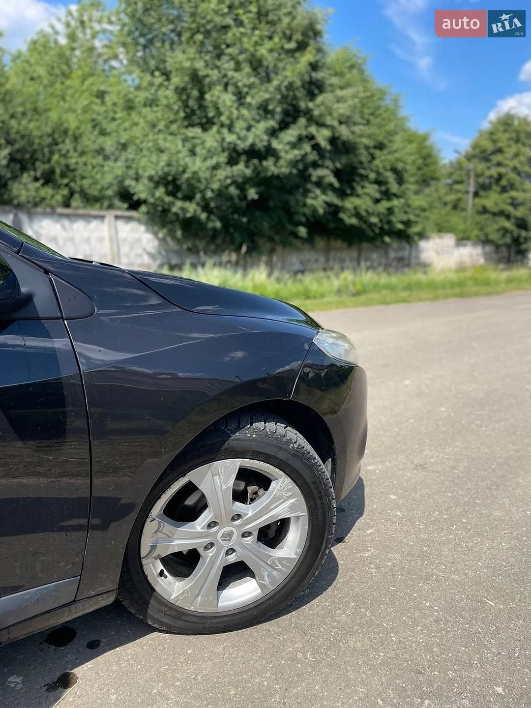 2010 Renault Megane - мініатюра 11