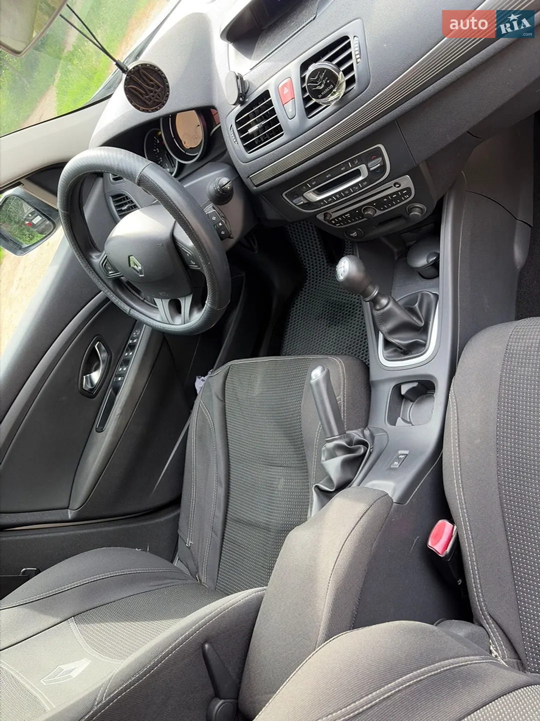 2010 Renault Megane - мініатюра 16