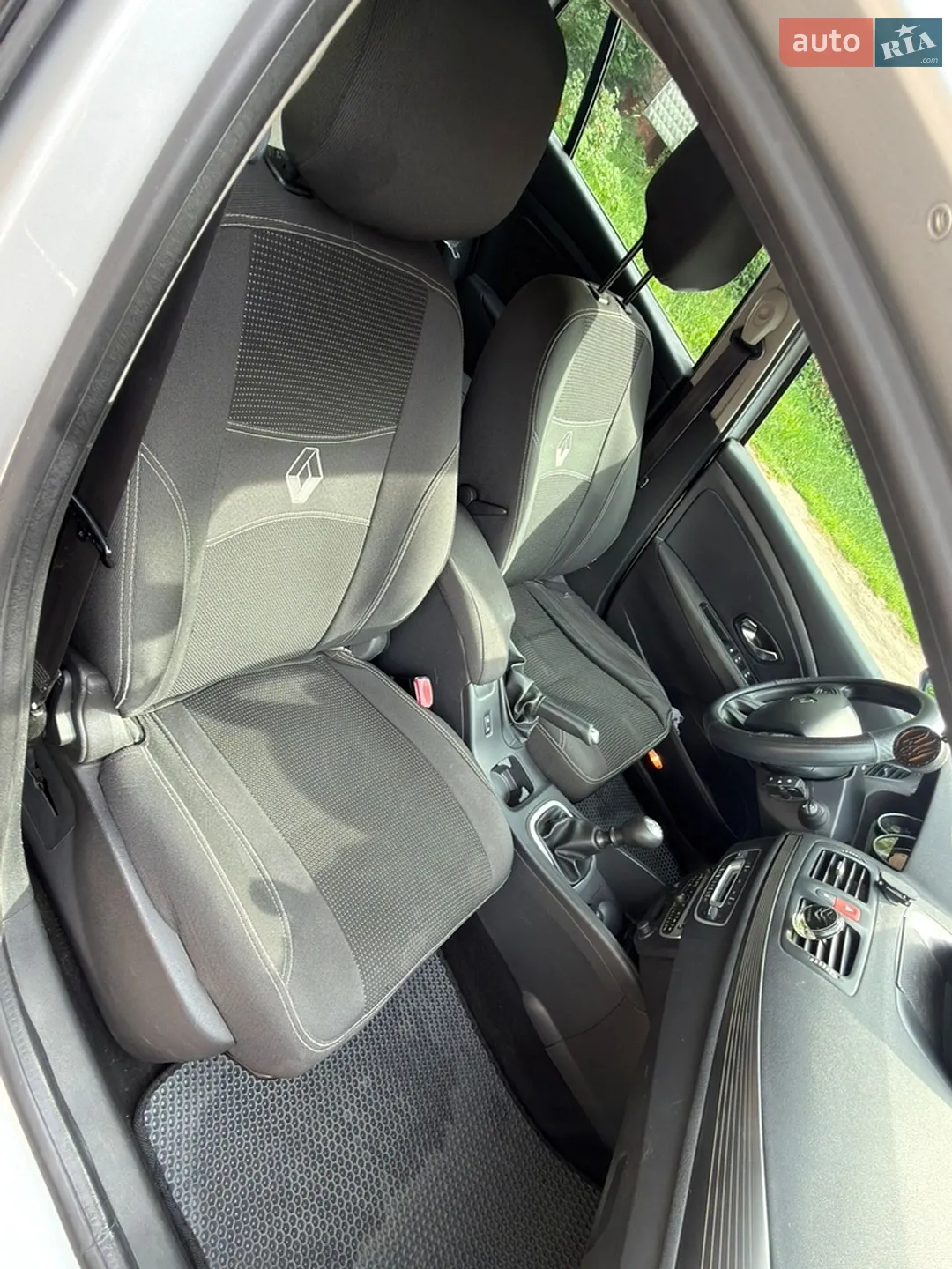 2010 Renault Megane - мініатюра 21