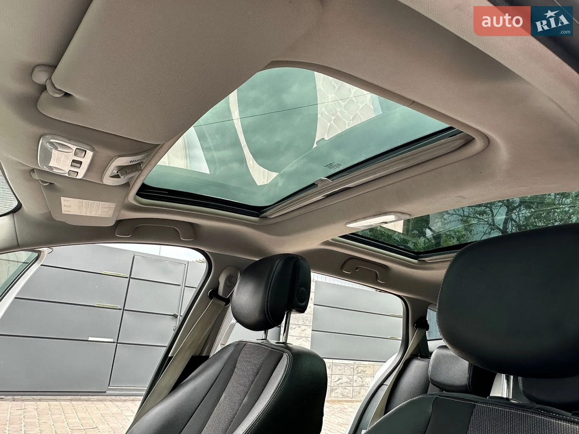 2011 Renault Megane - мініатюра 34
