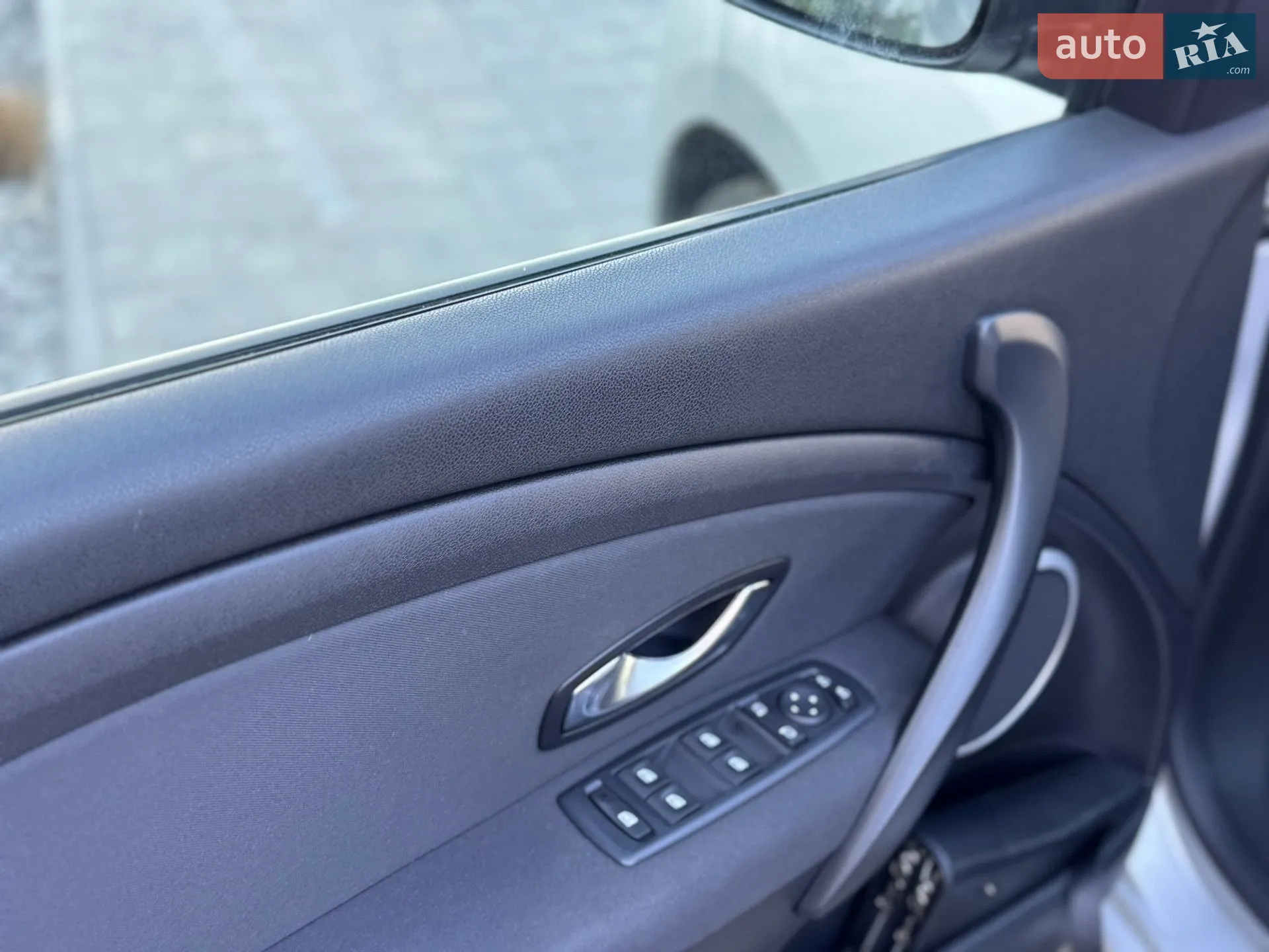 2010 Renault Megane - мініатюра 13