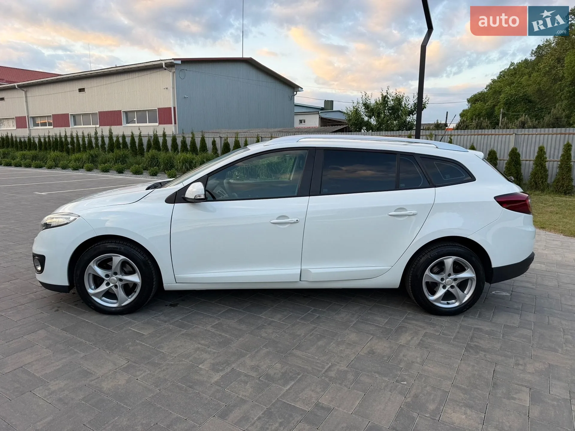 2013 Renault Megane - мініатюра 21