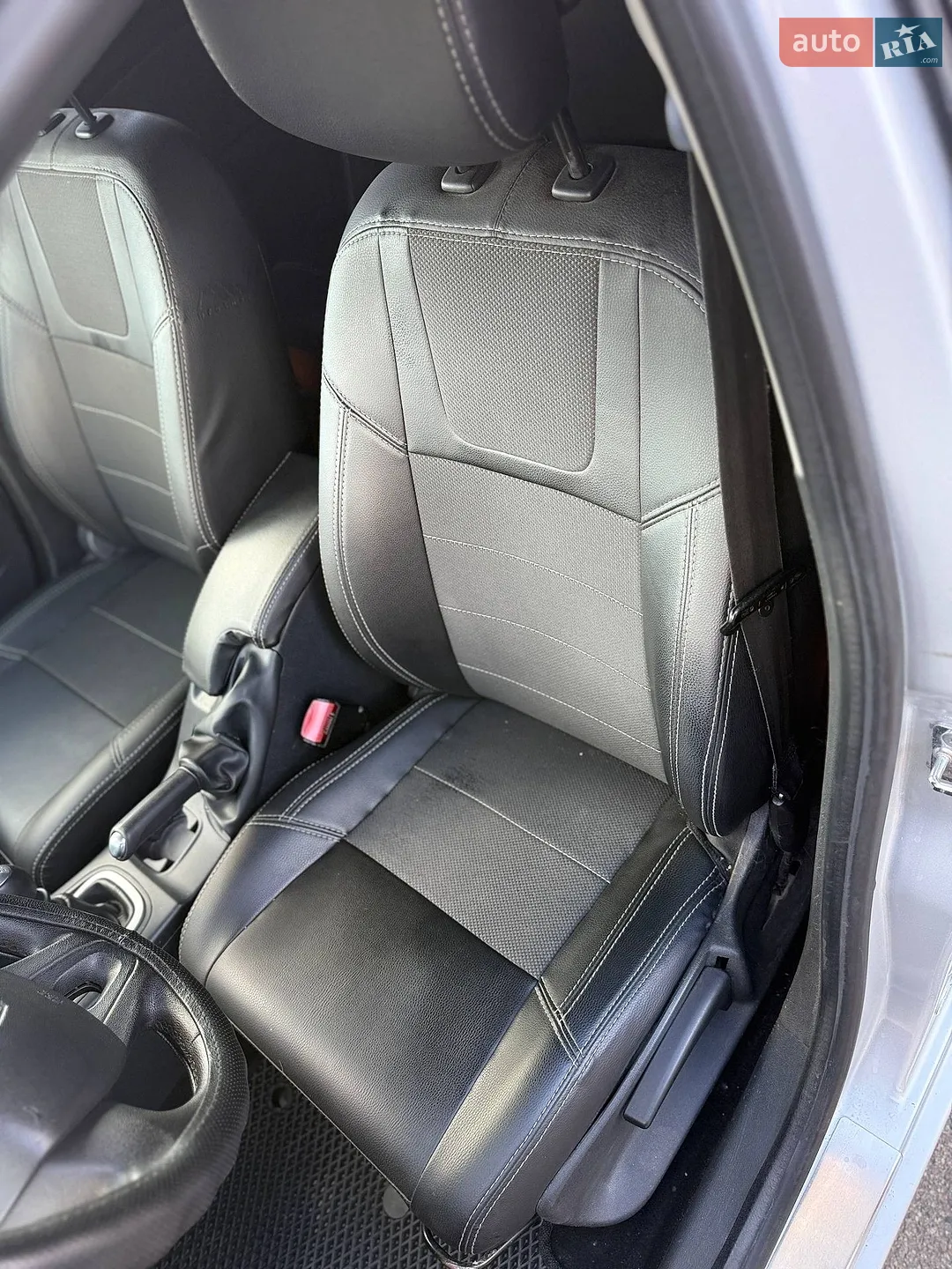 2010 Renault Megane - мініатюра 12