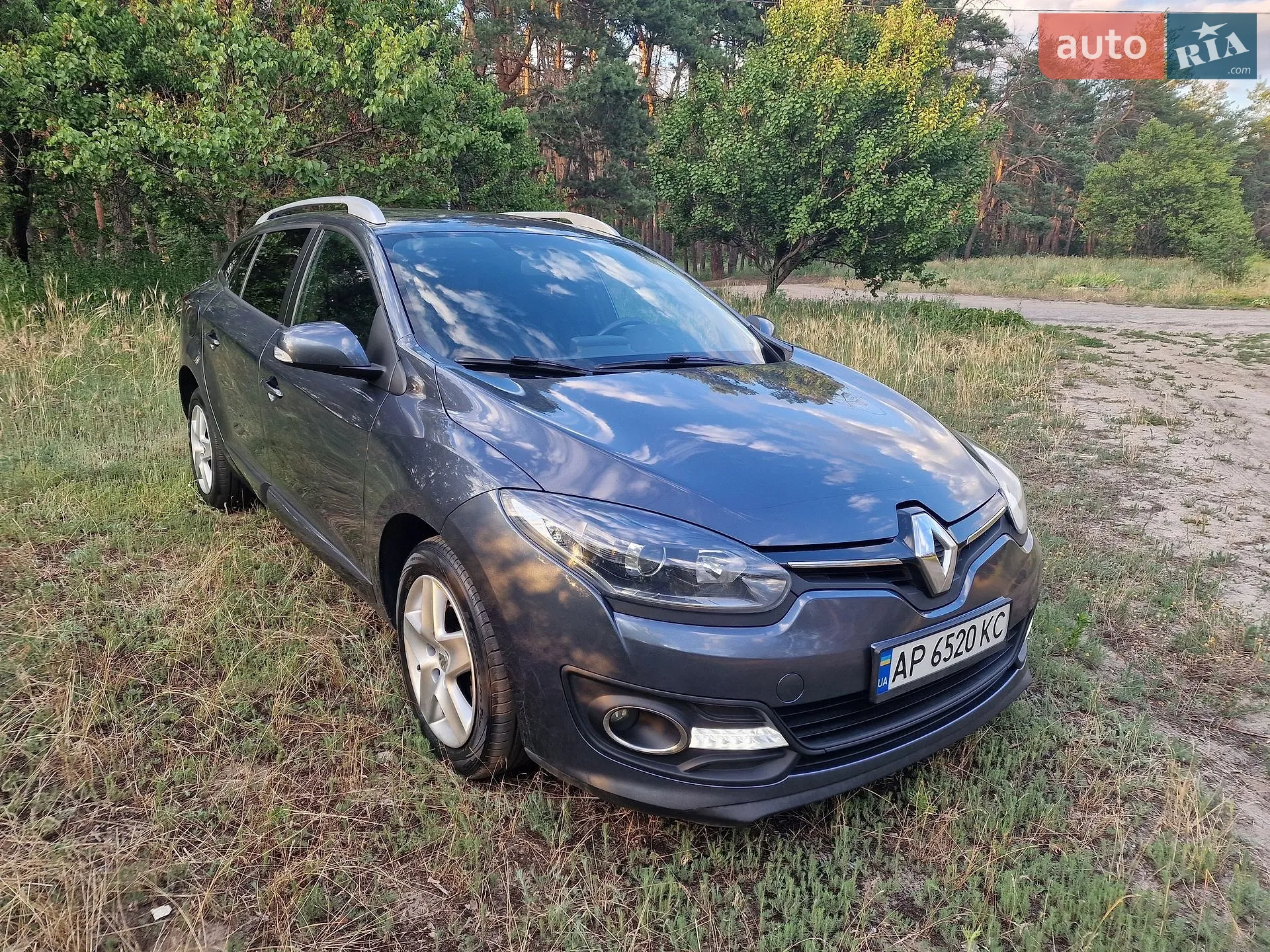 2015 Renault Megane - мініатюра 11