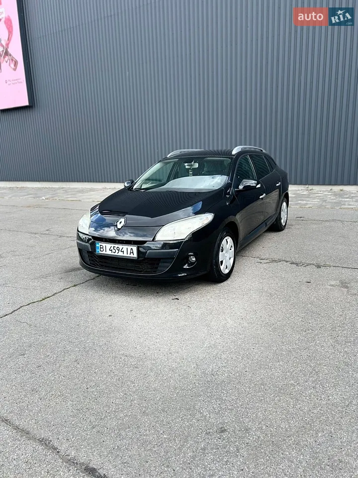 2010 Renault Megane - мініатюра 19