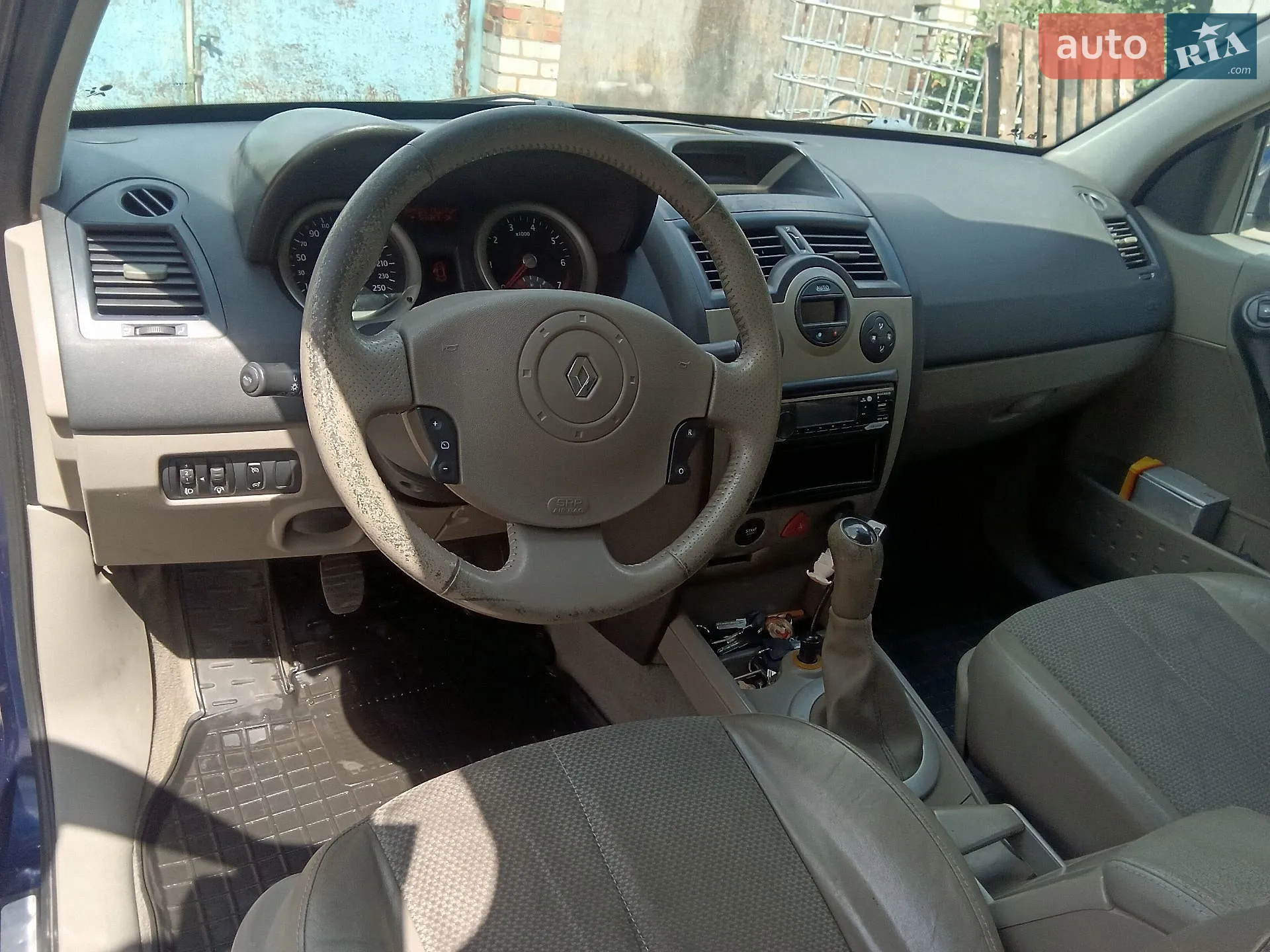 Renault Megane 2004 VIN VF1BM0C0H32938159 фото оголошення 8 з 9