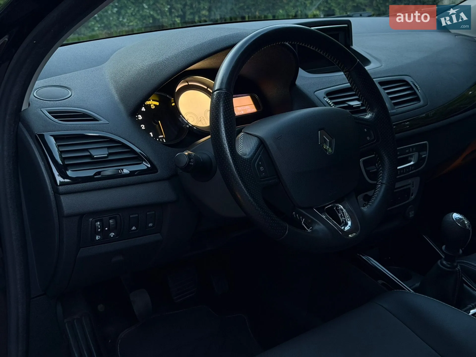2013 Renault Megane - мініатюра 25