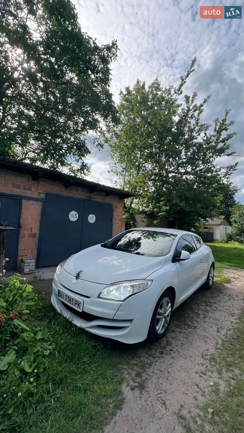 2010 Renault Megane - мініатюра 2