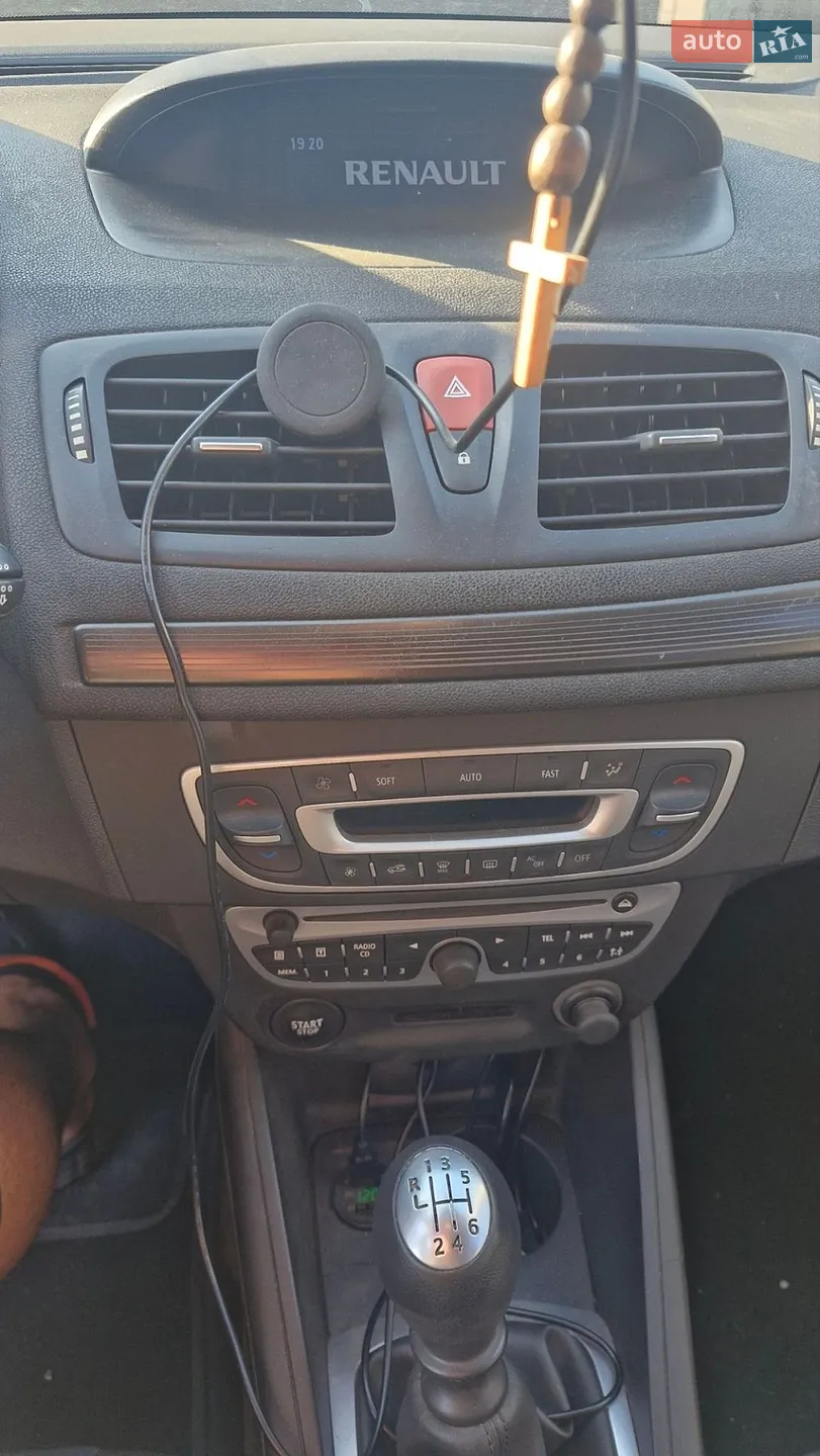 2010 Renault Megane - мініатюра 11