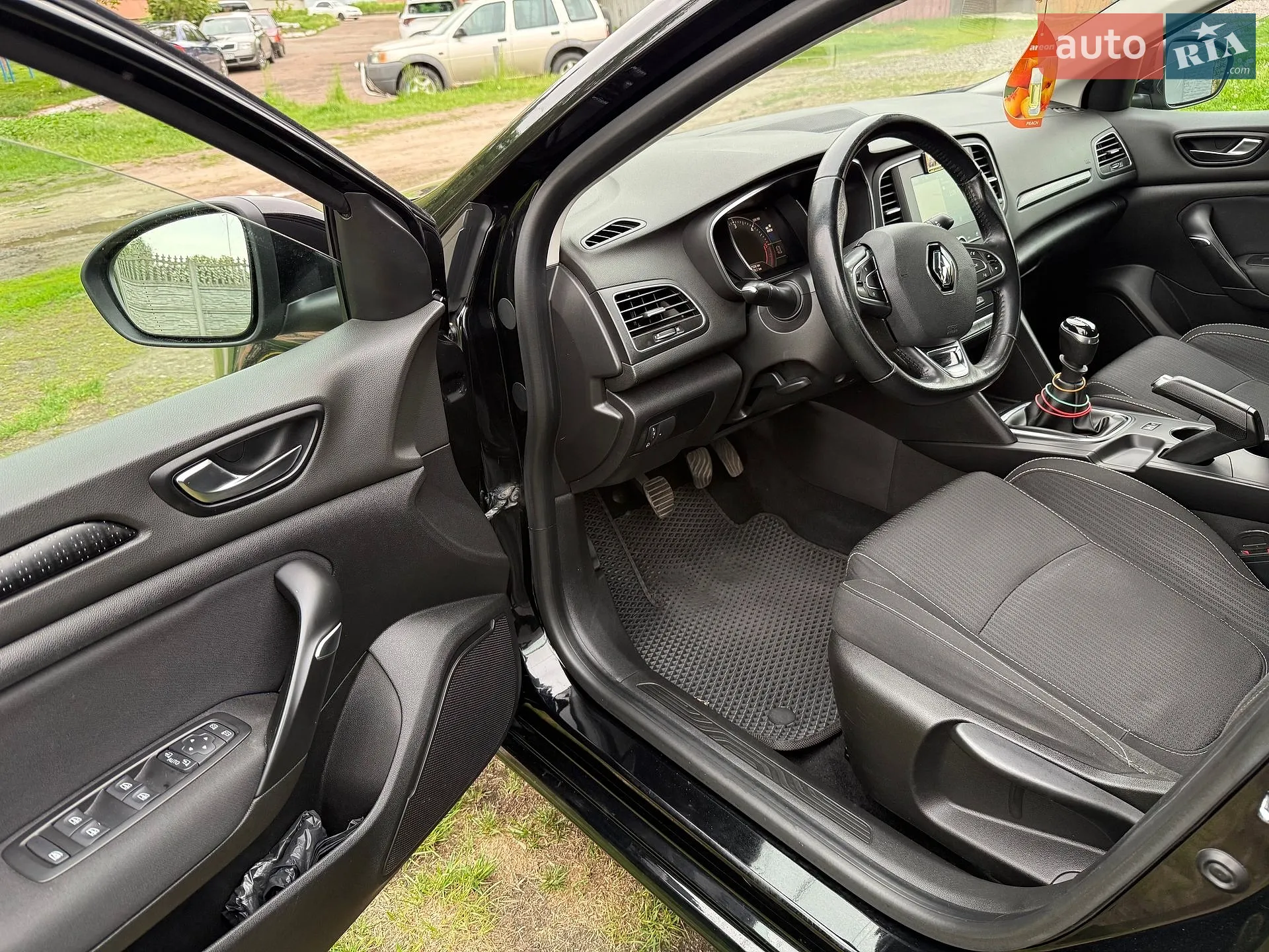 2016 Renault Megane - мініатюра 13