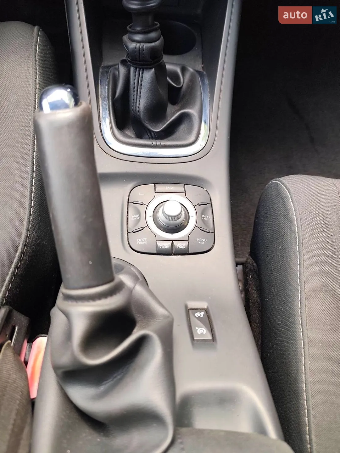 2012 Renault Megane - мініатюра 19