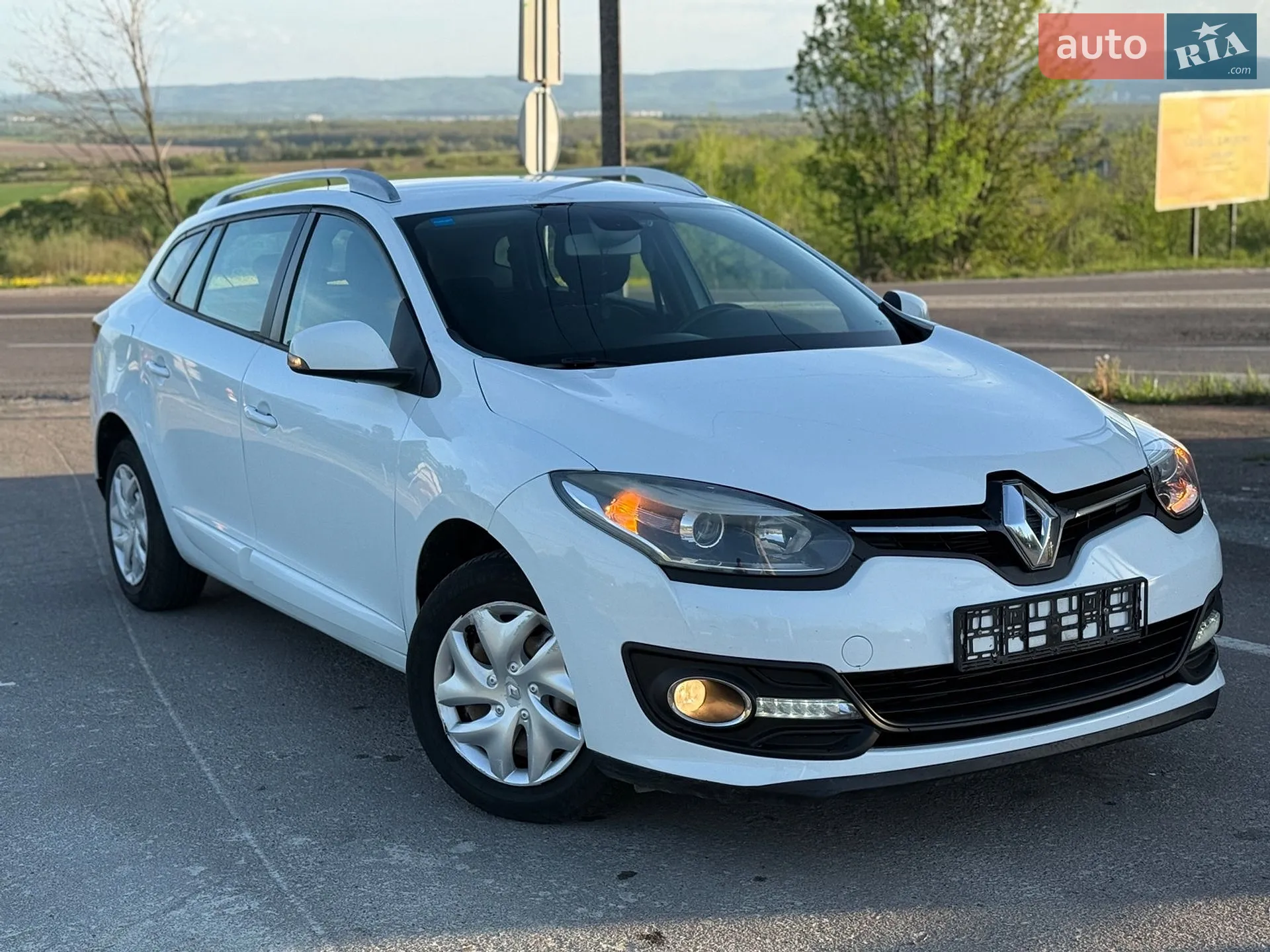 2014 Renault Megane - мініатюра 13