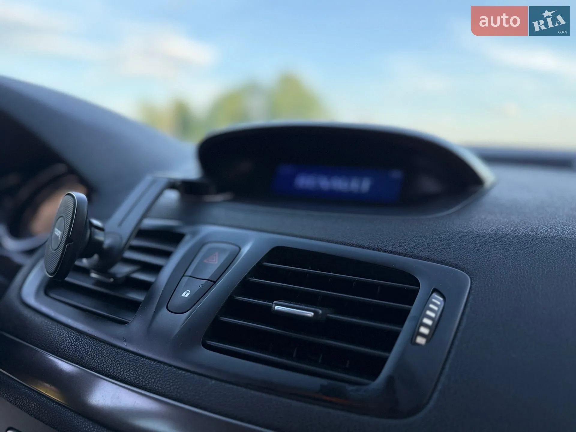 2014 Renault Megane - мініатюра 66