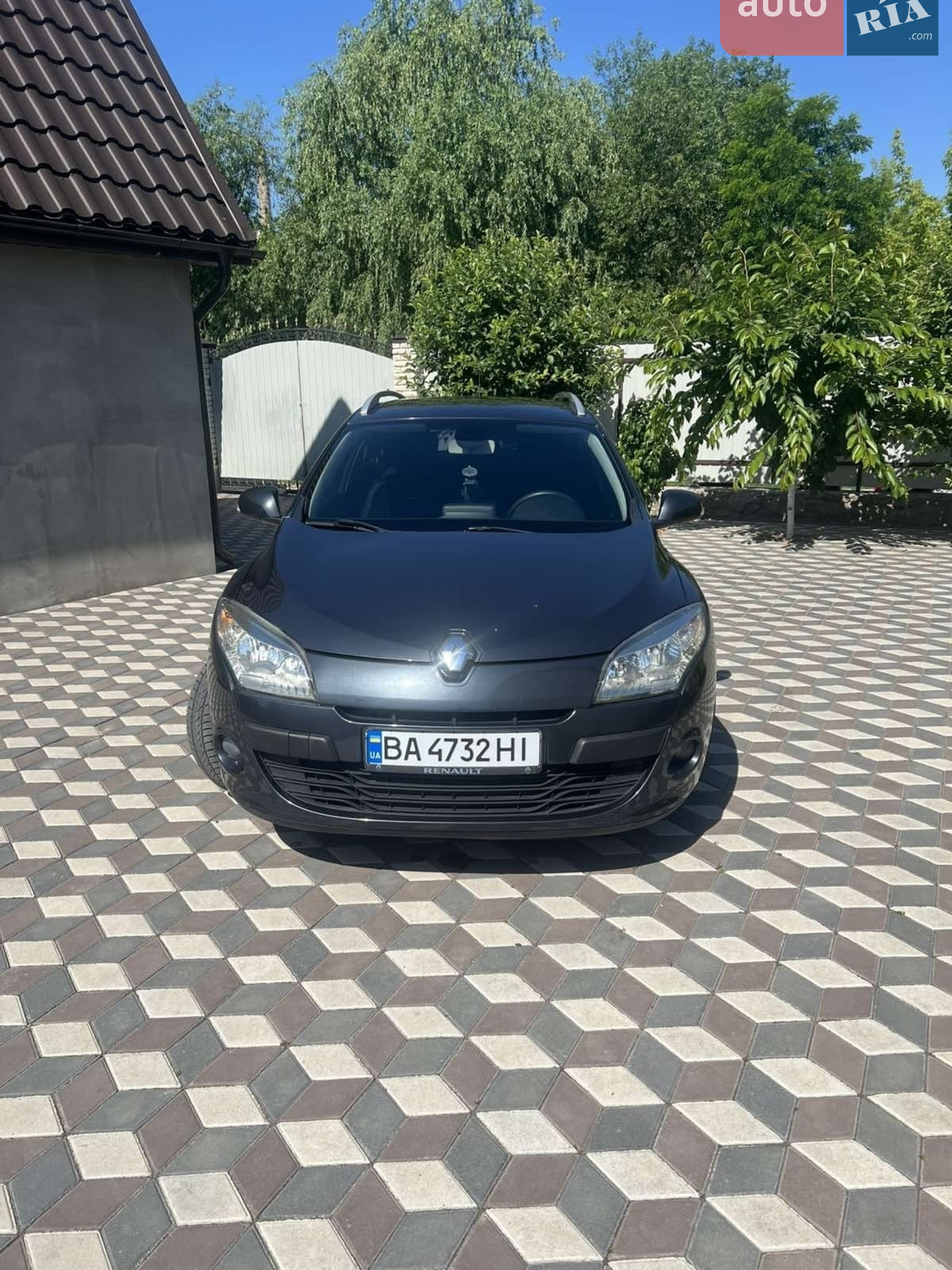 2010 Renault Megane - мініатюра 2