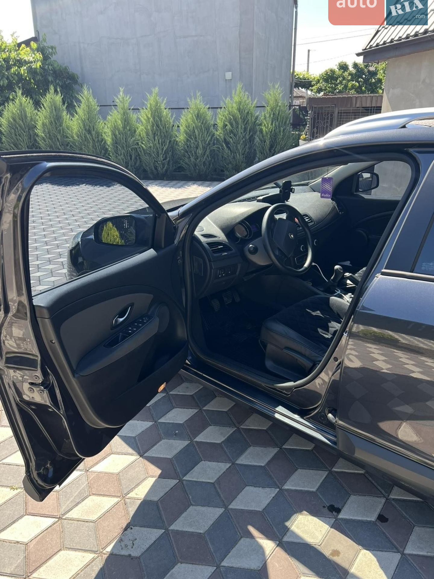 2010 Renault Megane - мініатюра 11