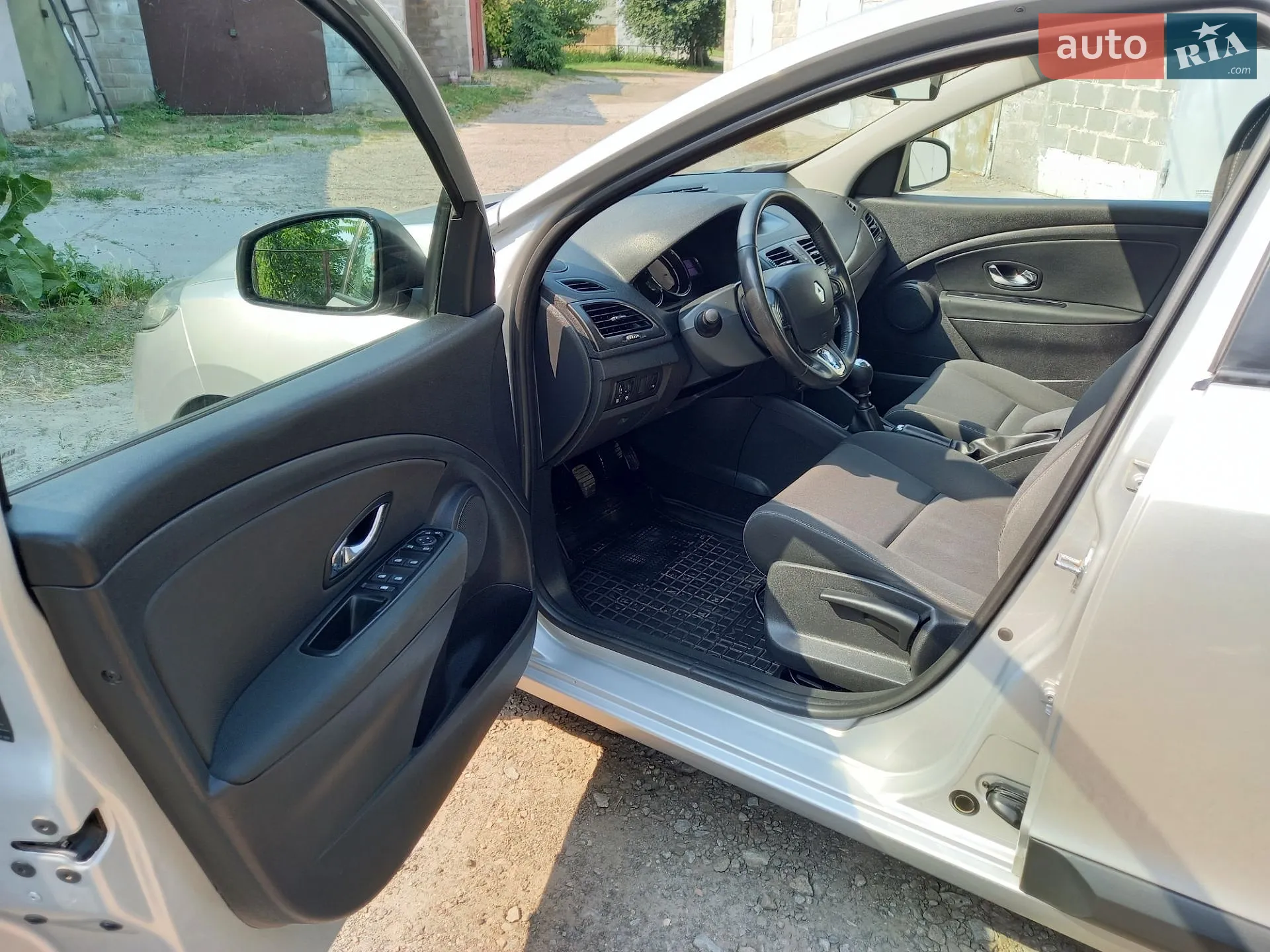2013 Renault Megane - мініатюра 25
