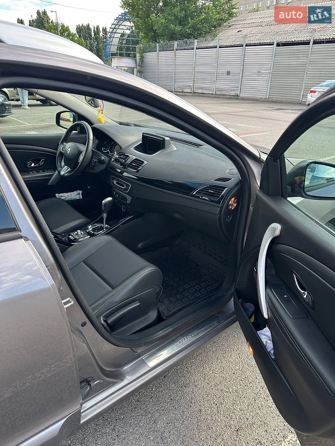 2012 Renault Megane - мініатюра 8
