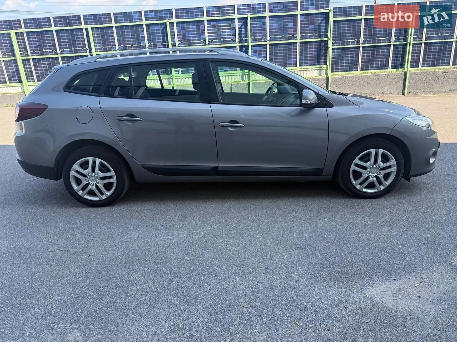 2011 Renault Megane - мініатюра 10