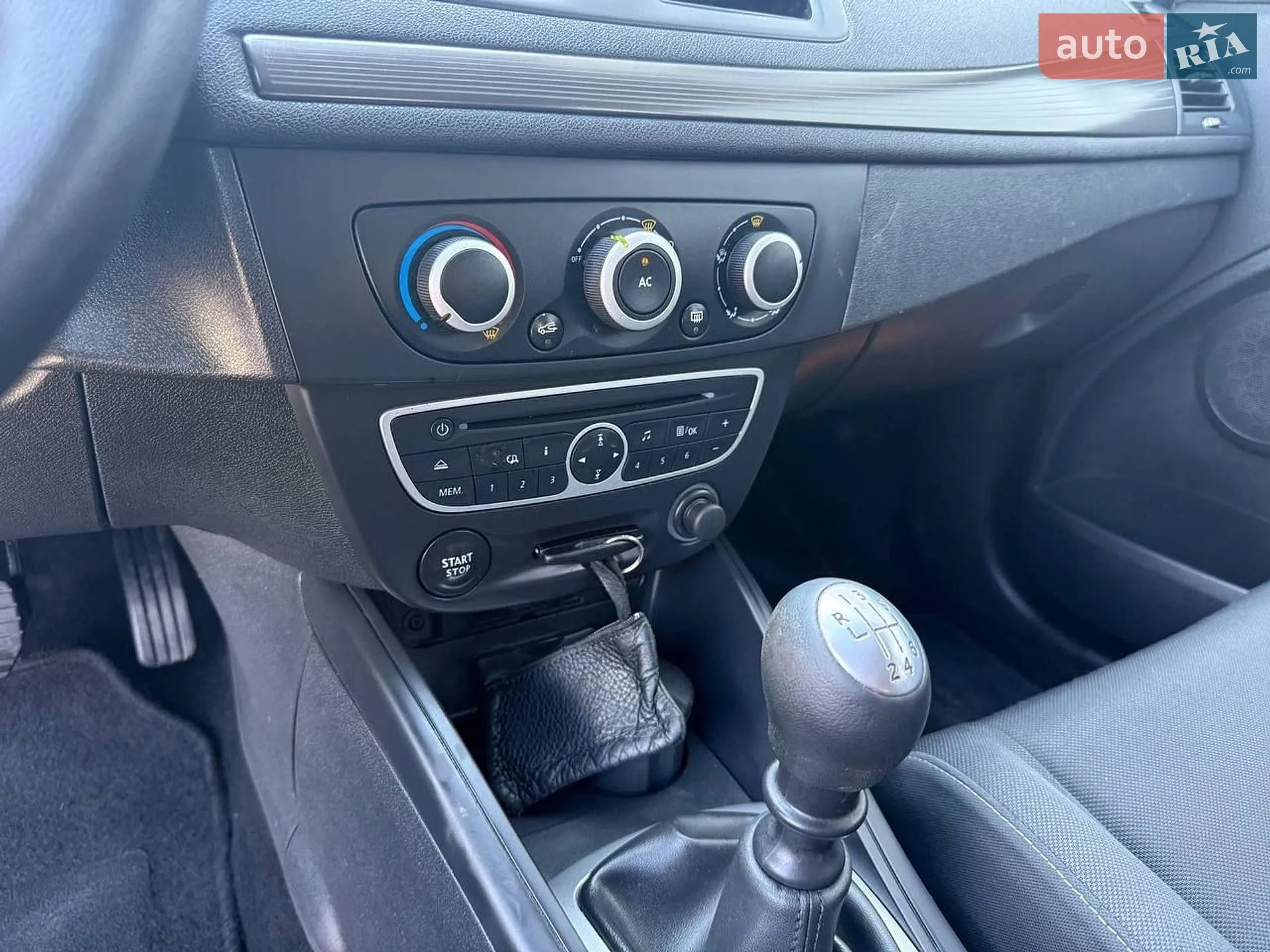 2011 Renault Megane - мініатюра 53