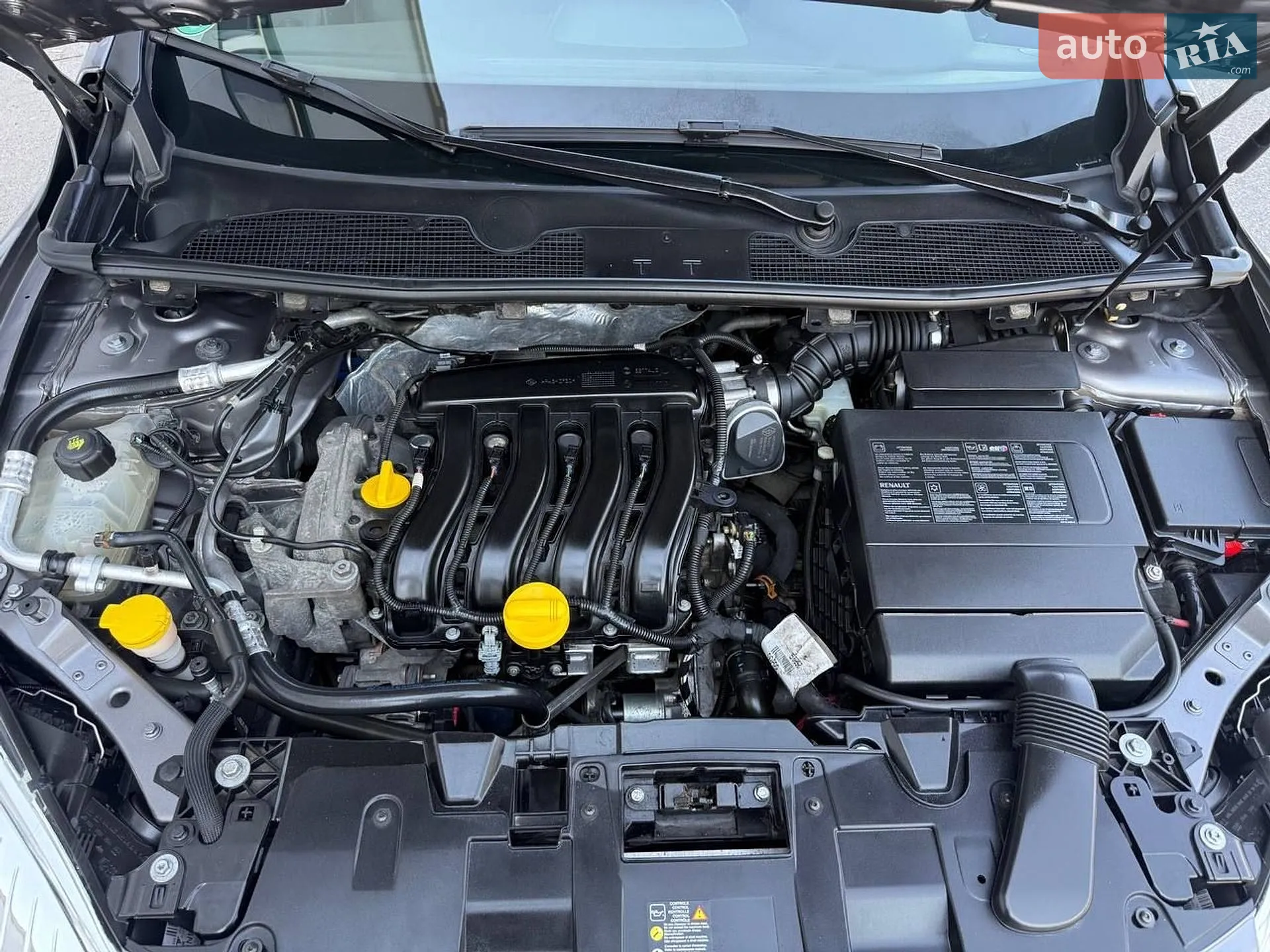2011 Renault Megane - мініатюра 67