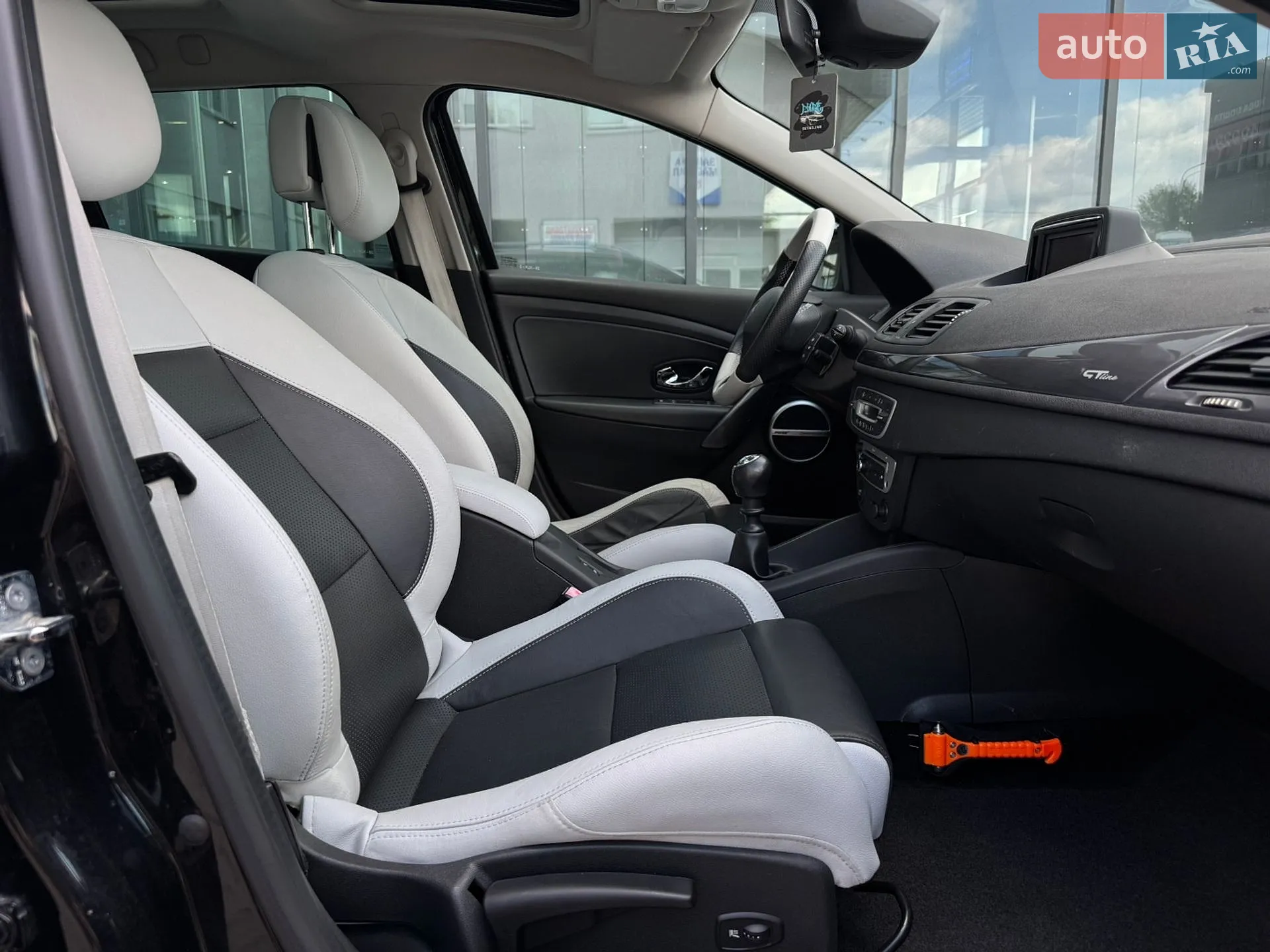 2012 Renault Megane - мініатюра 24