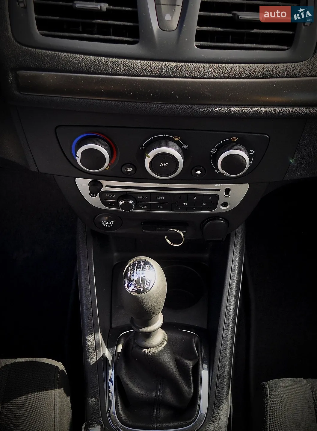 2015 Renault Megane - мініатюра 55