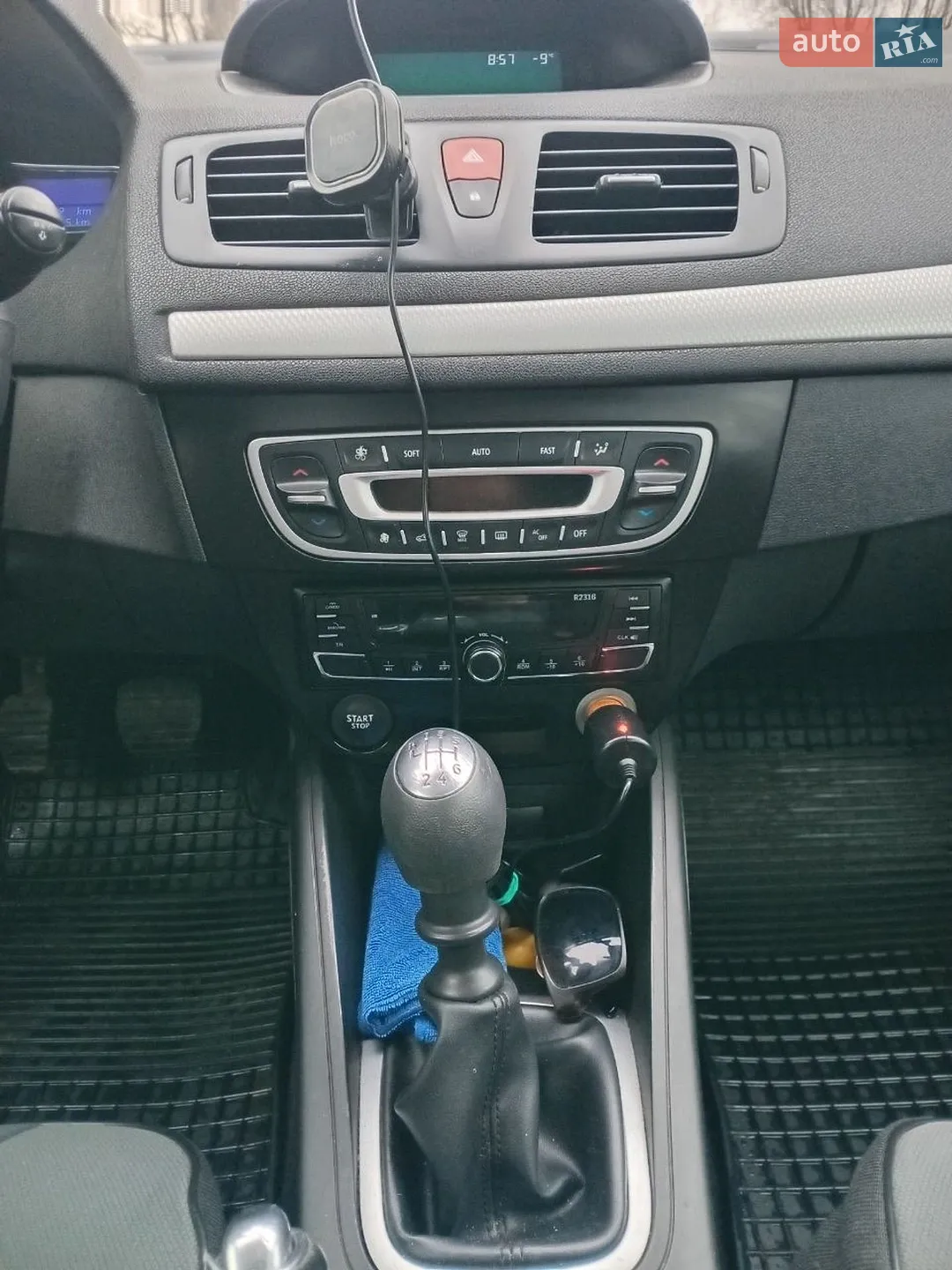 2010 Renault Megane - мініатюра 13