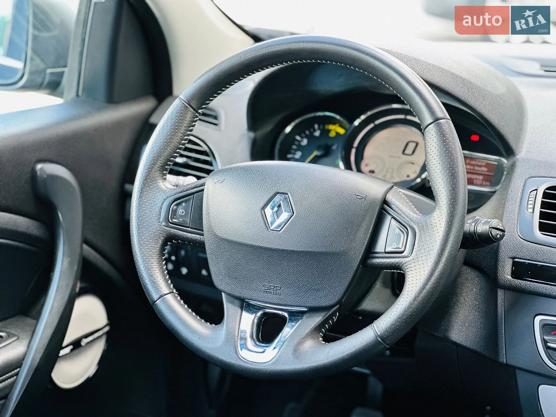 2013 Renault Megane - мініатюра 30